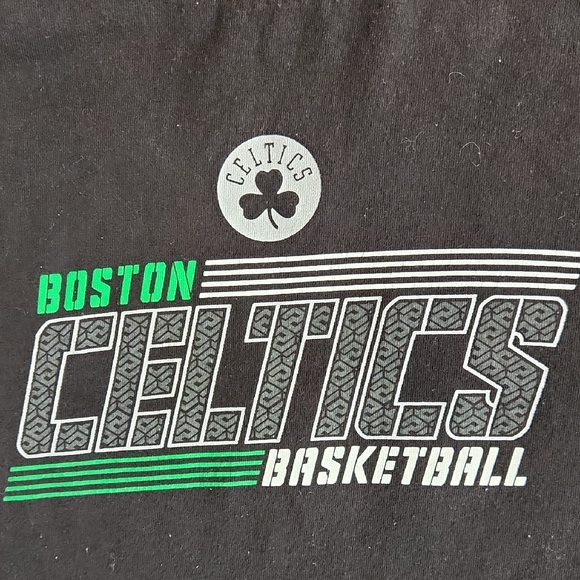 Boston Celtics Long Sleeve Shirt - Picture 3 of 5